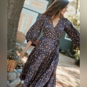 Christy Dawn EUC Noah wrap dress in medium navy anemone vine print